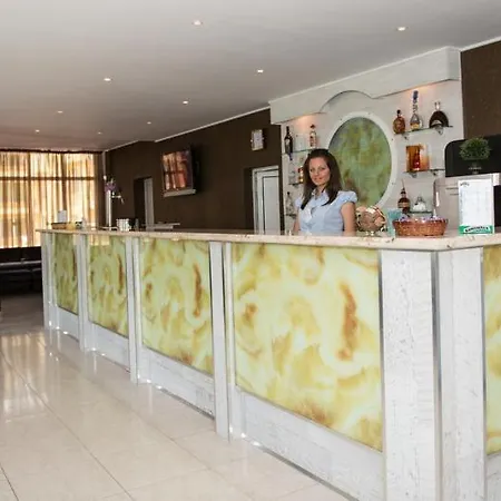 Sun Village Complex Aparthotel 4*