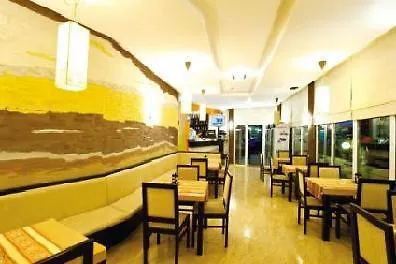 Apartahotel Sun Village Complex 4*