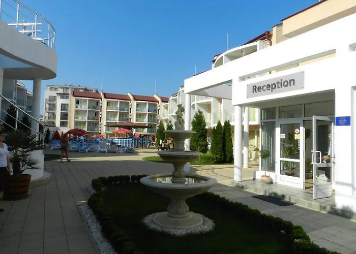 Sun Village Complex Aparthotel Sluneční pobřeží