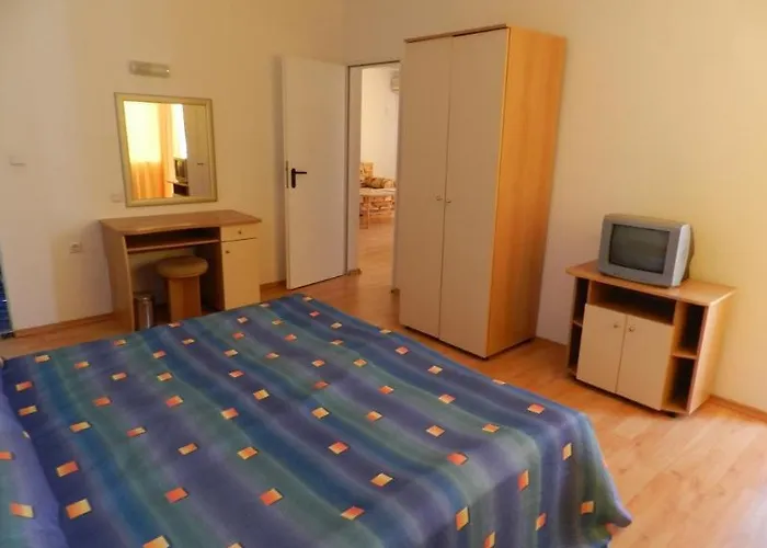 Sun Village Complex 4* Sluneční pobřeží