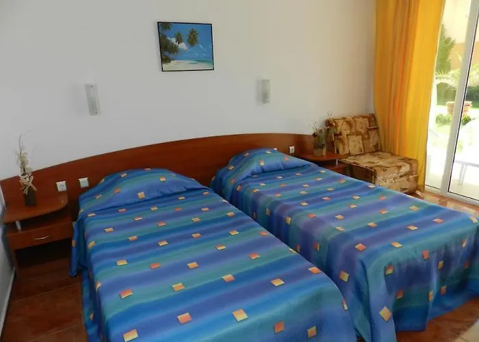 Sun Village Complex 4* Sluneční pobřeží