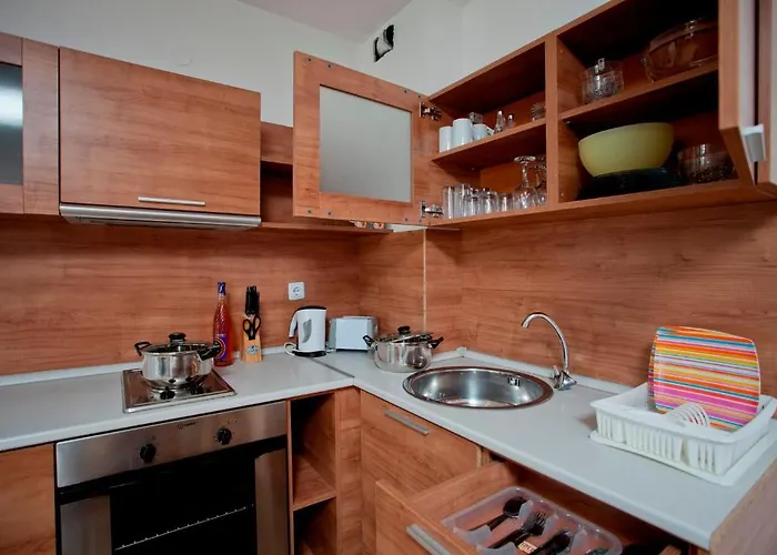 Sun Village Complex 4* Sluneční pobřeží