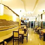 アパートホテル Sun Village Complex 4*